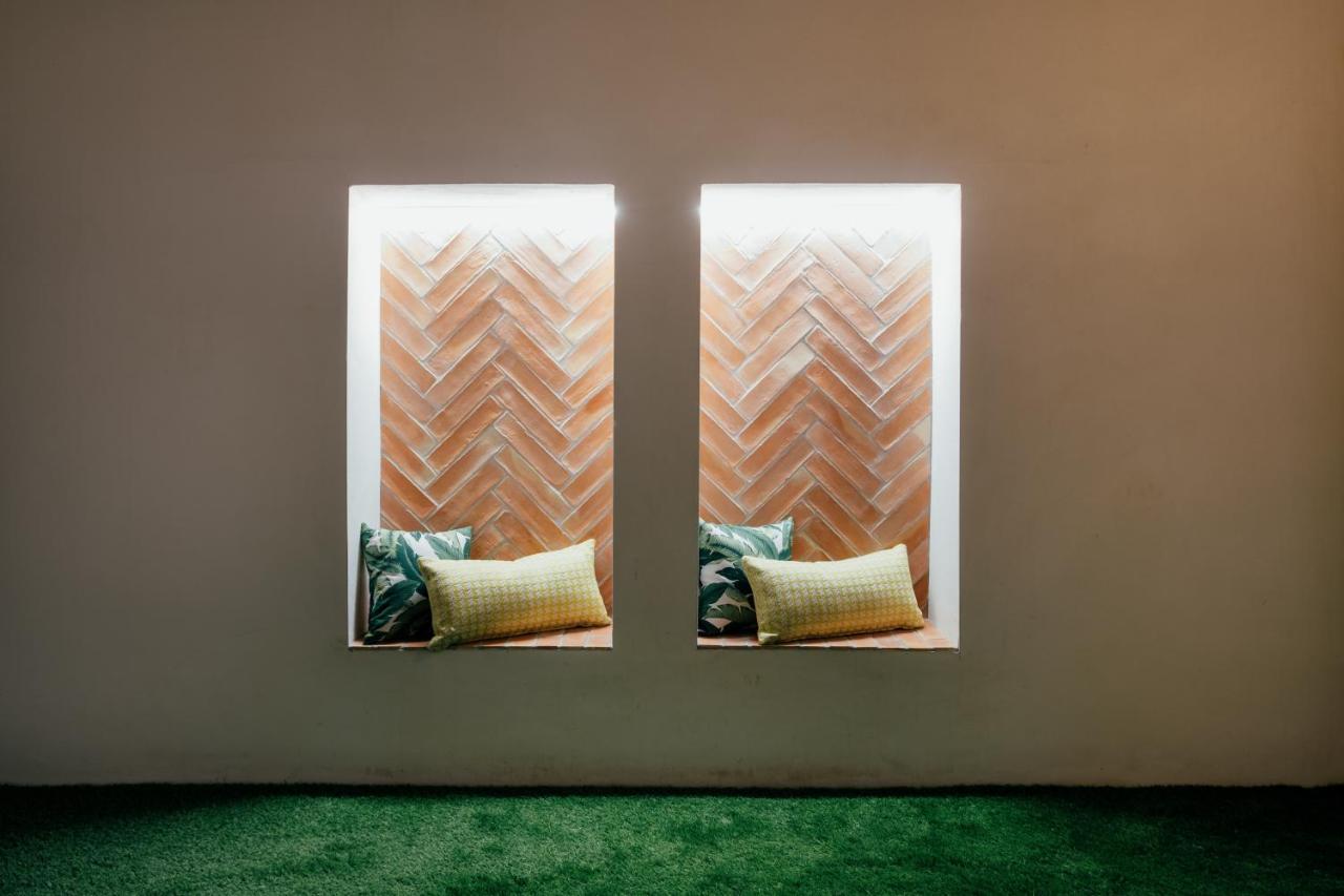 Hotel Cetina Sevilla Kültér fotó